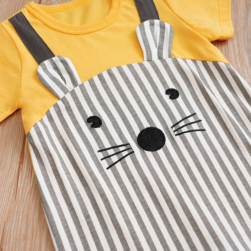Barboteuse en coton à manches  - Baby Clothing Display avis et prix
